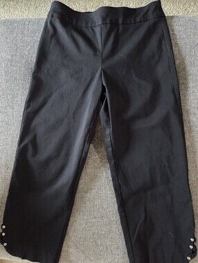 JM COLLECTION Deep Black Capri Pants with Silver Hem Embellishments Size S/P